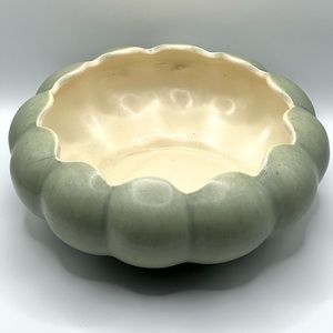 Vintage Red Wing Pottery Scalloped Edge Light Green Planter #278 Bowl Vase MCM